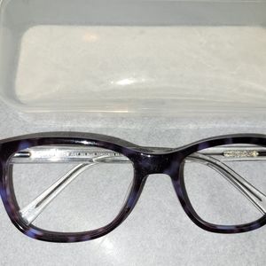 Eyeglass frame